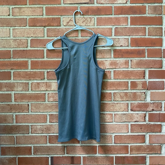 UNDER ARMOUR RACERBACK TANK TOP - Picture 2 of 3